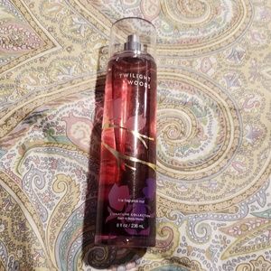 Twilight woods fragrance spray